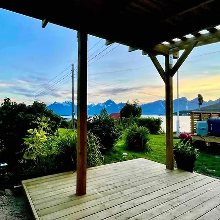 Holiday home House By The Sea, In The Heart Of North Troms. *